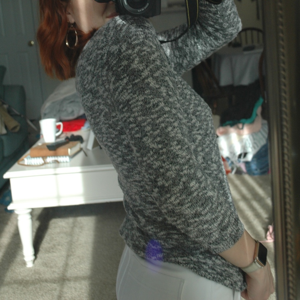 Old Navy 1/4 Sleeve Sweater